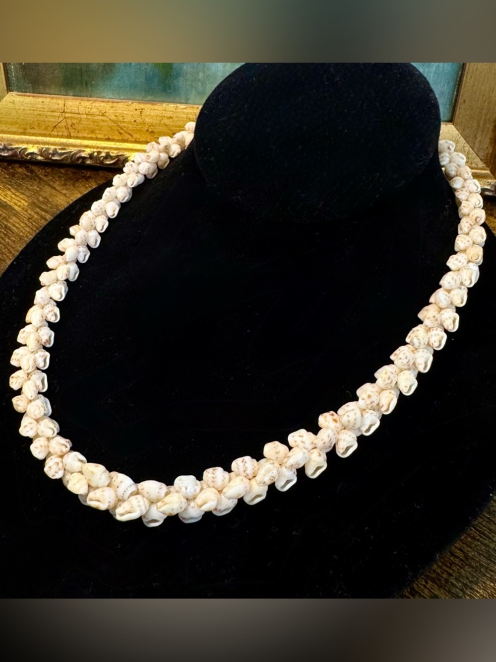 Genuine Hawaiian Ni’ihau Shell Necklace (17”/17g)